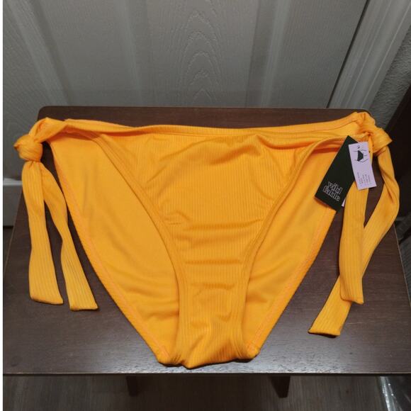 Wild Fable NWT Size Juniors 1X (17-18) Orange Low-Rise Cheeky Bikini Bottoms - Picture 1 of 7